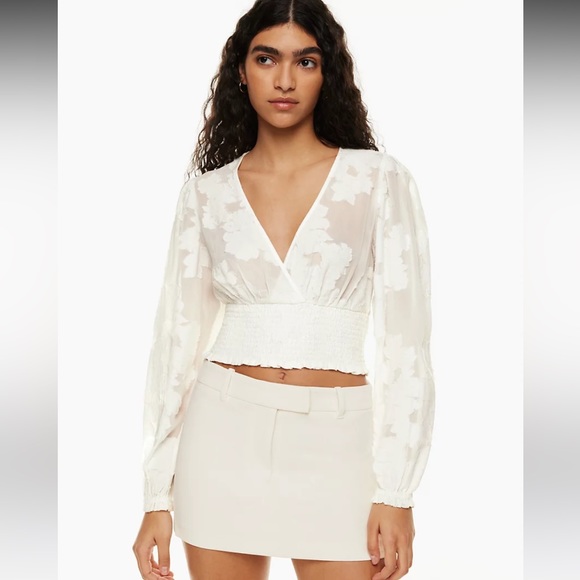 NWT WILFRED ARITZIA BLACK WISTFUL BLOUSE XS - Picture 6 of 7